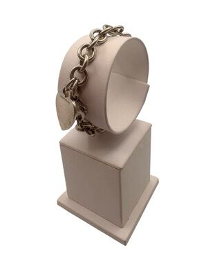 Tiffany & Co Sterling Silver Heart Charm Chain Bracelet - Silver
